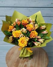 Букет цветов из:  Альстромерии и Розы в Суханово
