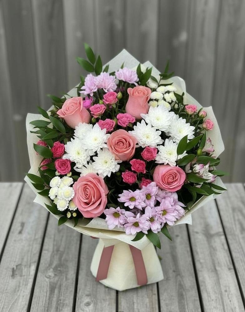 Букет цветов из: Альстромерии, Гвоздики, Розы и Хризантемы в Суханово