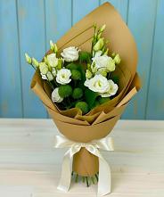 Букет цветов из:  Хризантемы и Лизиантусы #REPLACE_PRED# Суханово