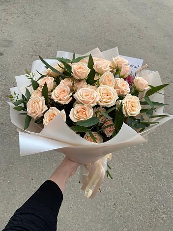 Букет Кремовые розы Латте в Суханово