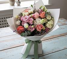 Букет цветов из:  Розы, Лизиантусы и Гвоздики в Суханово